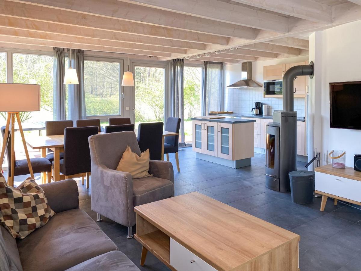 Ferienhaus Wiesengefluester W10 - Mit Sauna, Kamin Und Garten Röbel Esterno foto