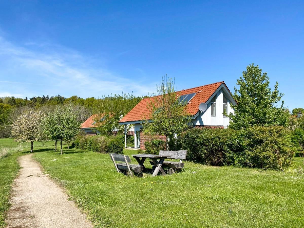 Ferienhaus Wiesengefluester W10 - Mit Sauna, Kamin Und Garten Röbel Esterno foto